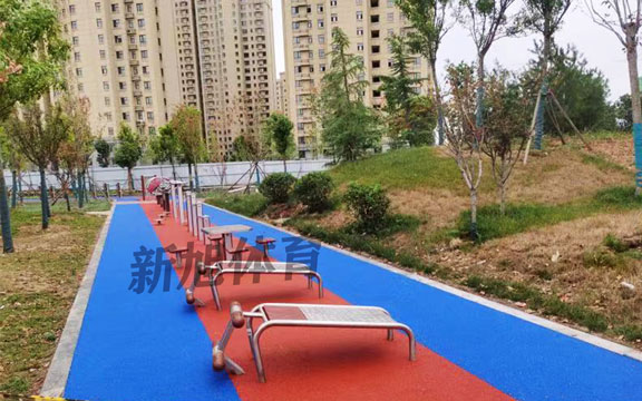 小區塑膠跑道休閑運動(dòng)場(chǎng)地